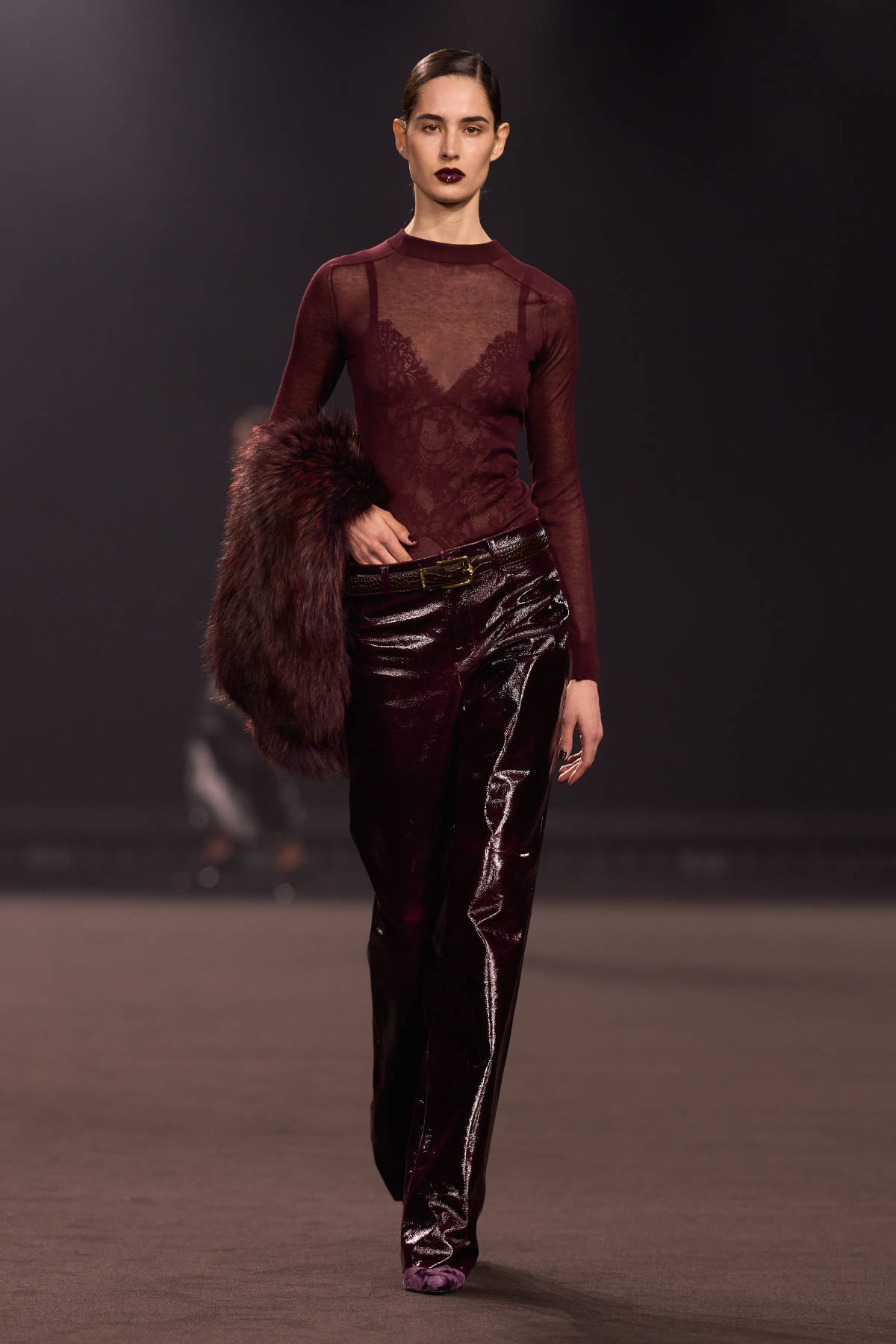 Elie Saab FW26-27 Midnight in Manhattan sculptural tailoring and cinematic gowns runway