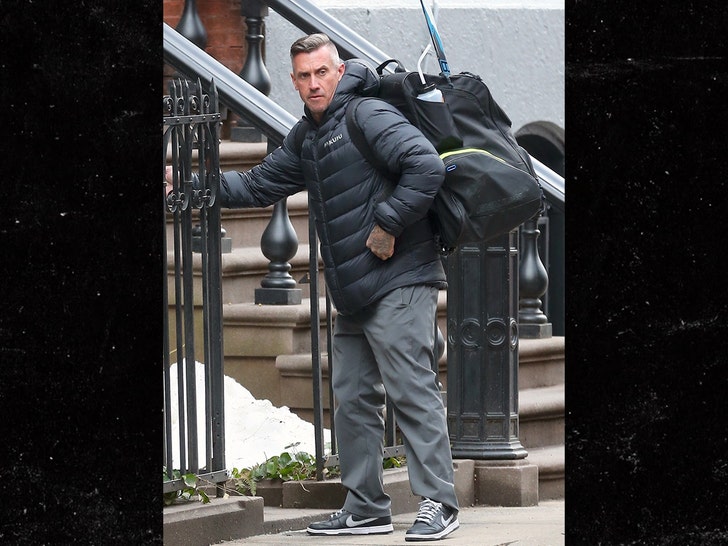 Carey-Hart-backgrid-1