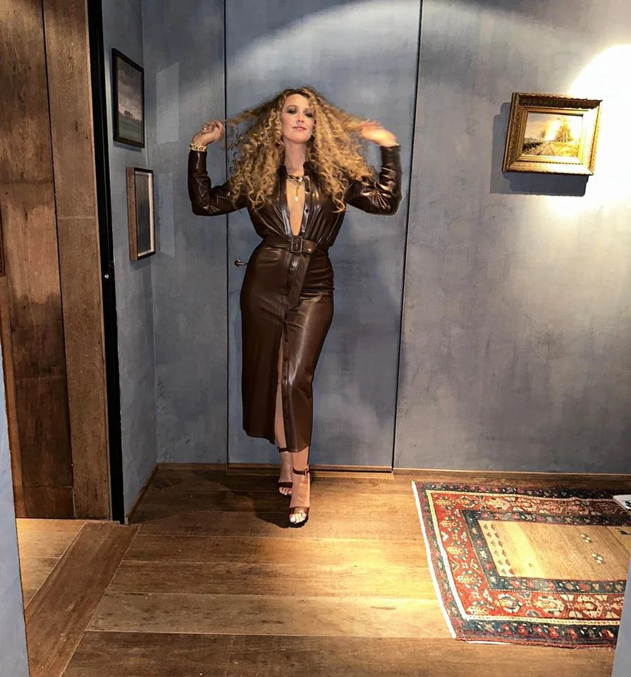Blake Lively strikes a pose in the hallway of her NY.C. home in May 2023Credit: Blake Lively/Instagram