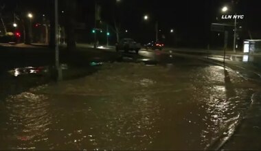 News 12 | Brooklyn | Water main break floods streets of Prospect Heights