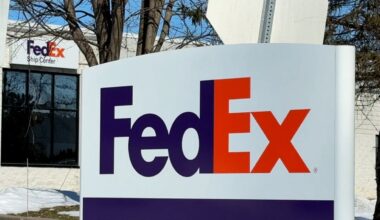 FedEx closing some facilities in upstate New York