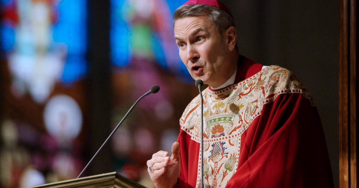 1st Palm Sunday Mass under New York Archbishop Ronald Hicks draws thousands to St. Patrick's Cathedral