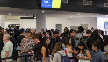See TSA wait times at NYC-area airports amid DHS gridlock