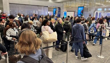See LGA wait times for Thursday, March 26