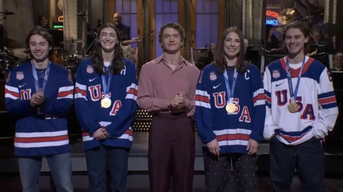 USA women’s hockey stars shade Trump’s White House visit quip on ‘SNL’ – NBC New York