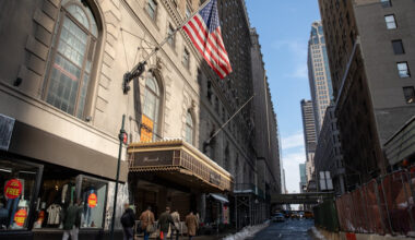 Pakistan thwarts JPMorgan’s efforts to buy historic New York hotel