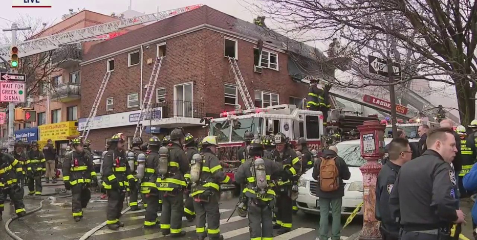 FIVE FIREFIGHTERS INJURED AFTER QUEENS FIRE | Firefighter Close Calls