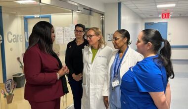 Bronx Borough President Vanessa Gibson visits NYC Health + Hospitals/Bellevue during its Women’s History Month program – Bronx Times