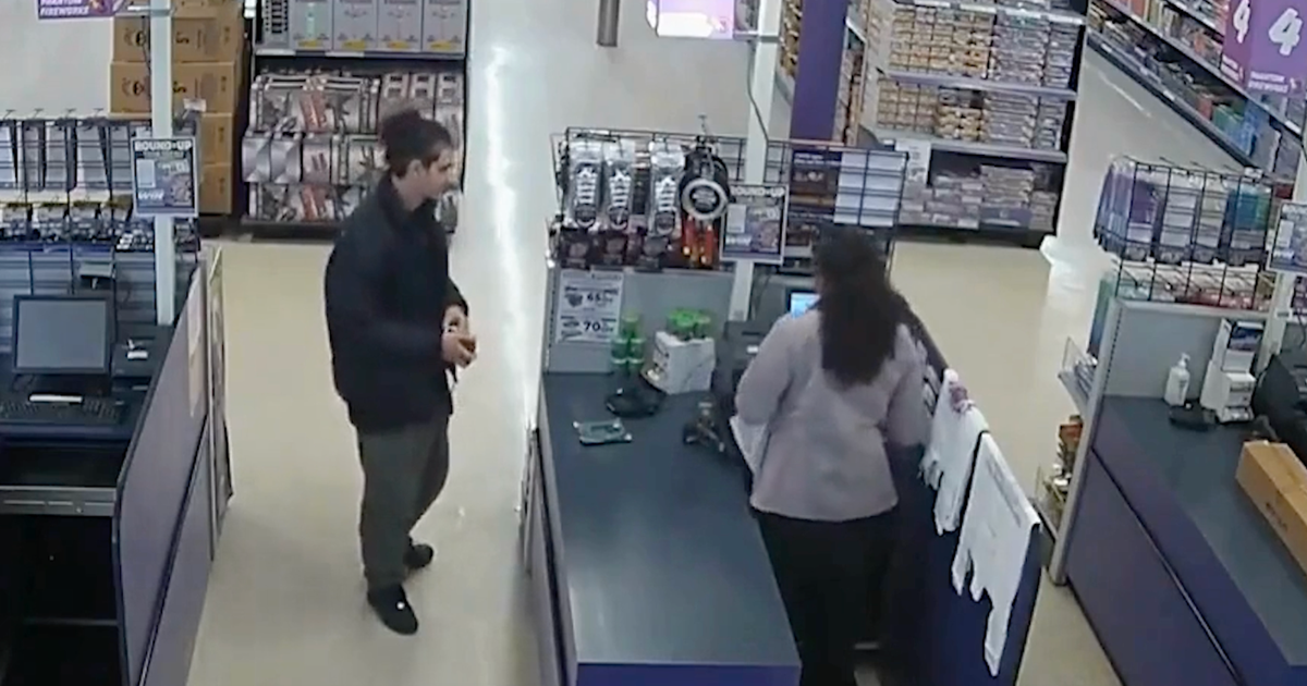 Video appears to show Gracie Mansion bomb suspect purchasing fuse at Pennsylvania fireworks store