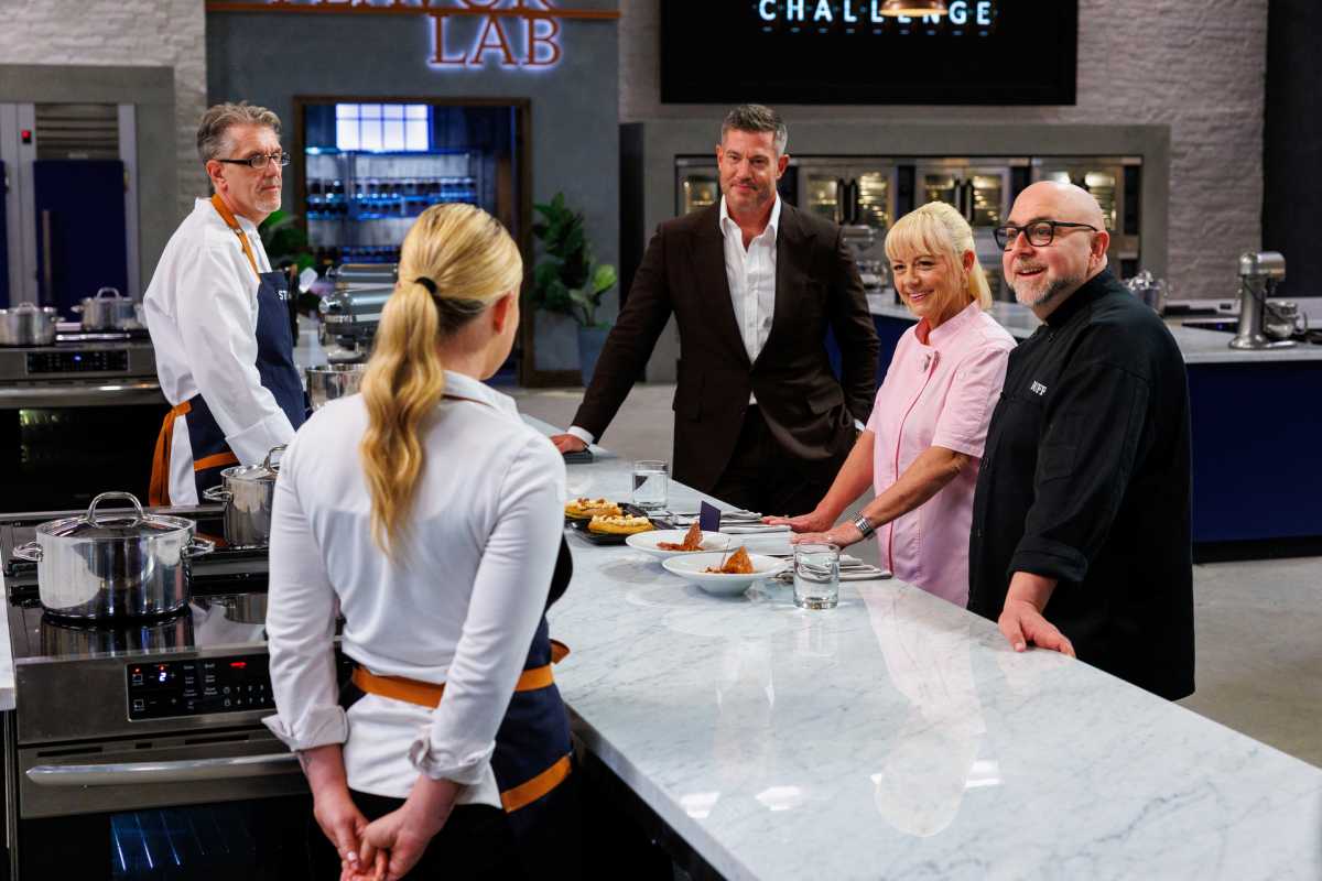Host Jesse Palmer, Guest Judge Sherry Yard and Judge Duff Goldman sample Salty and Sticky dishes by Steven Weiss and Casey Doody, as seen on The Ultimate Baking Championship, Season 1.