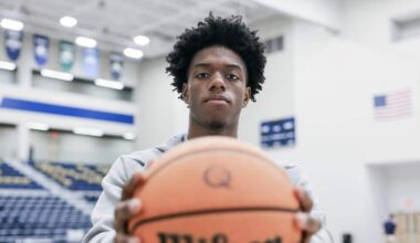 Queens’ Jordan Watford puts SC hometown on NCAA stage again