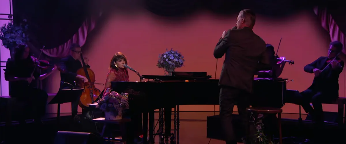 Watch Queens Of The Stone Age's Josh Homme Cover Frank & Nancy Sinatra With Norah Jones On 'Jimmy Kimmel Live!'