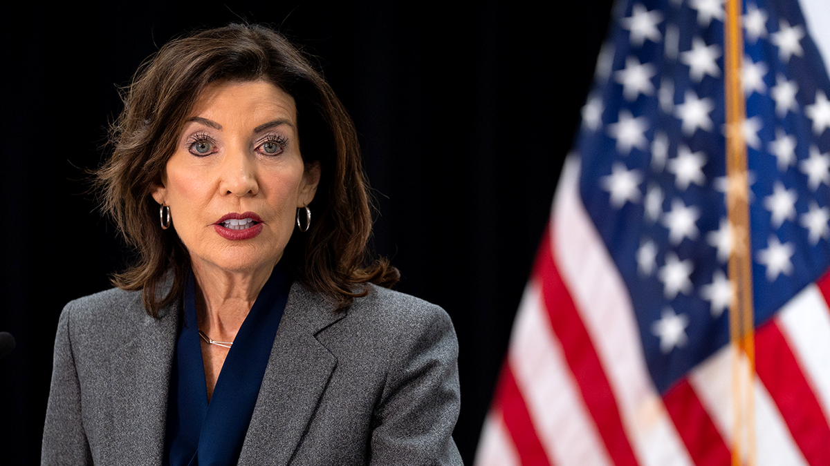 Kathy Hochul at press conference