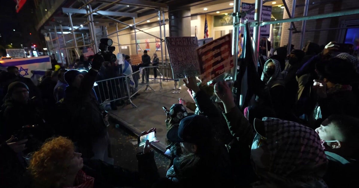 NYC Council passes bills to allow buffer zones around schools, houses of worship. But will Mamdani sign them?