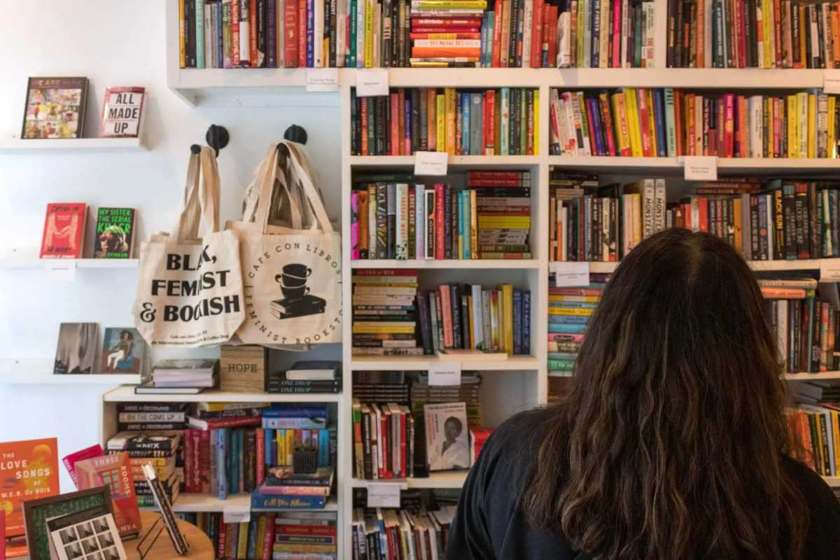 Bookworms inch across the borough as the Brooklyn Bookstore Crawl returns, April 18-25 • Brooklyn Paper