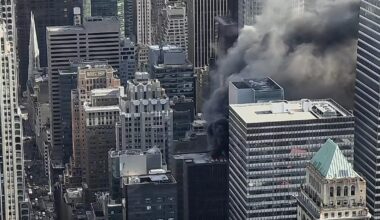 FDNY responding to fire at Midtown Manhattan office building near start of NYC St. Patrick's Day Parade