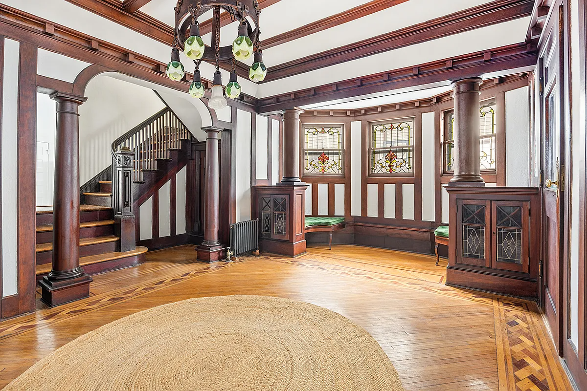 entry hall with a nook with built-in benches