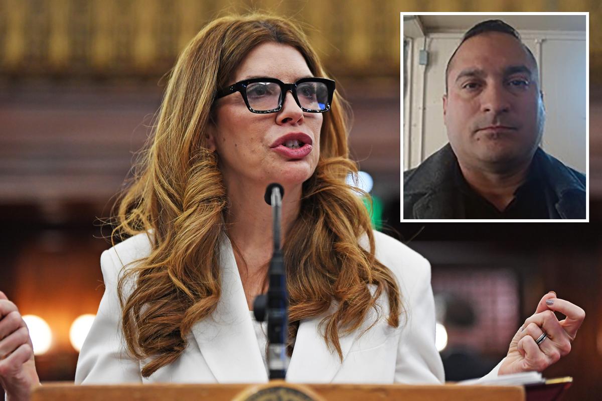 City Council vows to fight staffer's 'outrageous' deportation over 'missing signature'