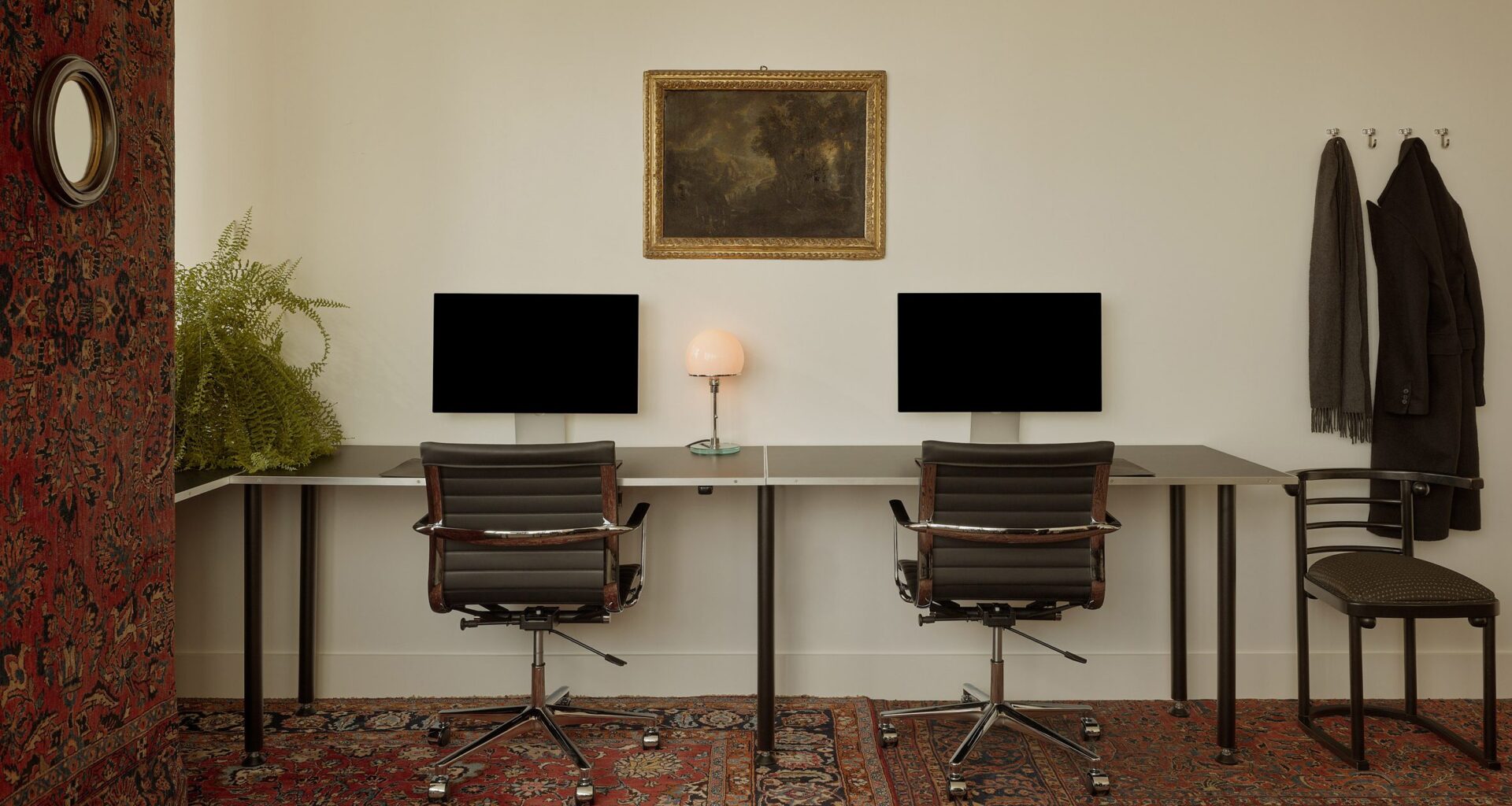 Mouthwash Studio offices by Charlap Hyman & Herrero