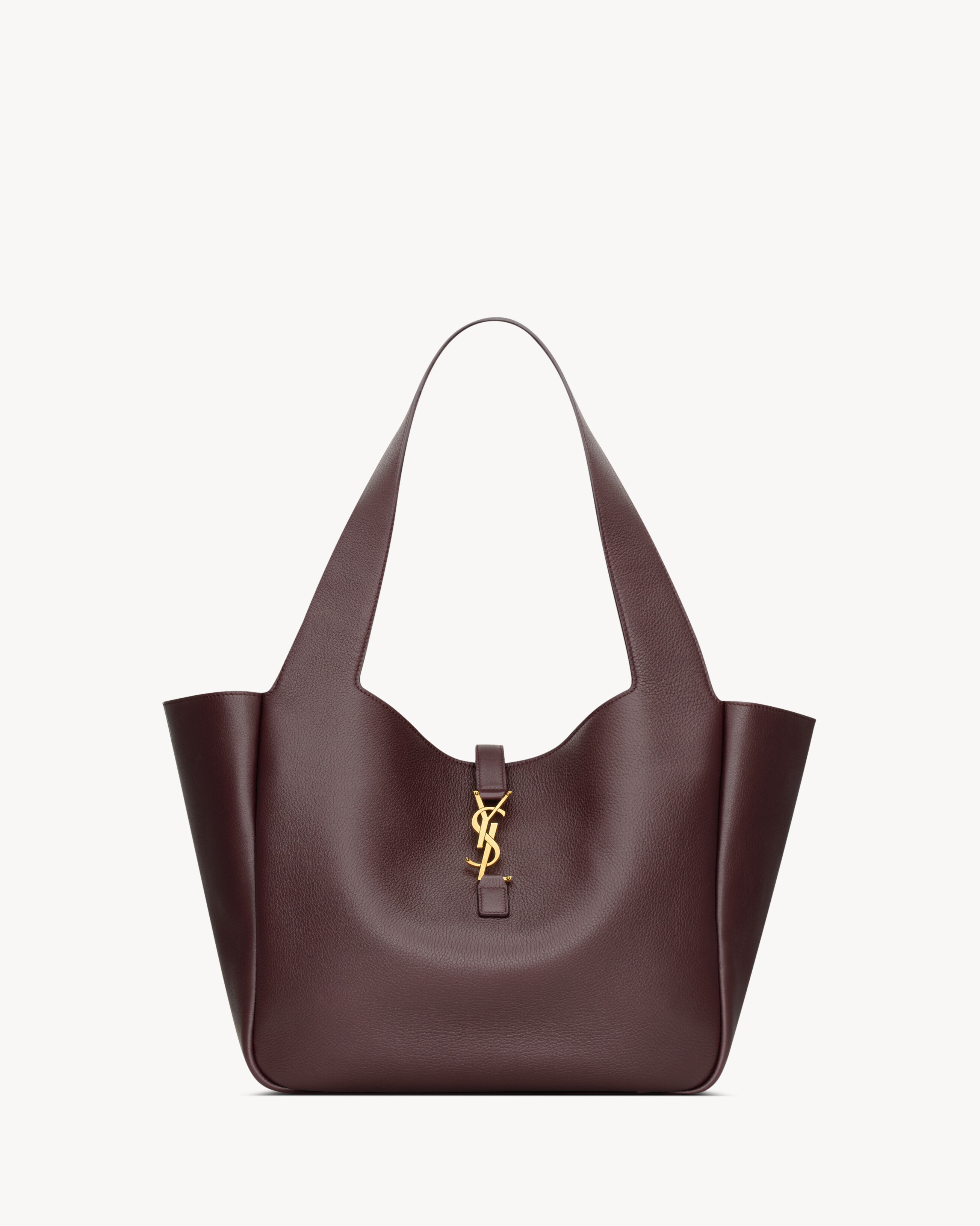 Le 5 &Agrave; 7 Bea in Grained Leather