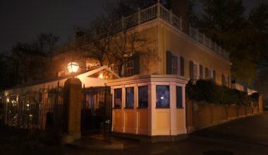 Homemade Bombs Thrown at Anti-Islamization Protesters in New York City