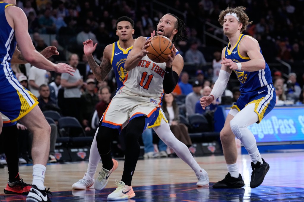 Jalen Brunson drives to the rim during the Knicks-Warriors game on March 15, 2026. 