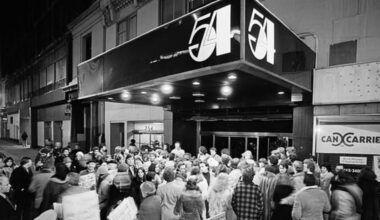 A Timeline of New York City's 'It' Bars [Infographic]