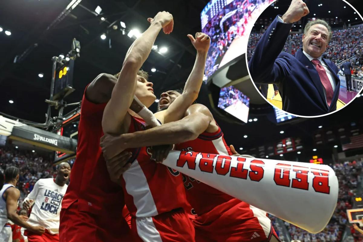 St. John's Sweet 16 run has transformed New York into a college town — at least this week
