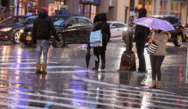 Thunderstorms, 55 MPH Winds Target NYC: Weather Alert