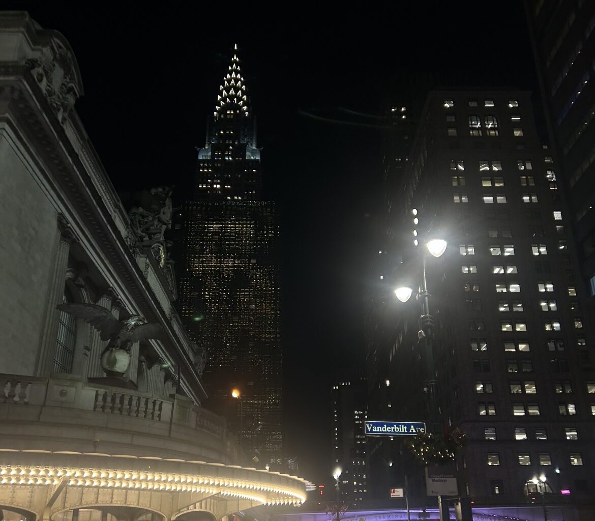 A photo in Midtown, Manhattan, showcasing the outside of Grand Central Terminal, The Chrysler Building and the Park Avenue Viaduct (Pershing Square) near East 42nd Street and Vanderbilt Avenue, as photographed Jan. 15, 2026 (Hustler Multimedia/Shivani Manikandan).