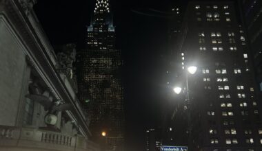A photo in Midtown, Manhattan, showcasing the outside of Grand Central Terminal, The Chrysler Building and the Park Avenue Viaduct (Pershing Square) near East 42nd Street and Vanderbilt Avenue, as photographed Jan. 15, 2026 (Hustler Multimedia/Shivani Manikandan).