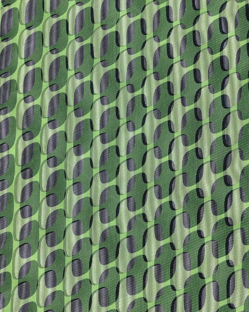 shimmering moiré facade of prada flagship in NYC rethinks the permanence of scaffolding - 5