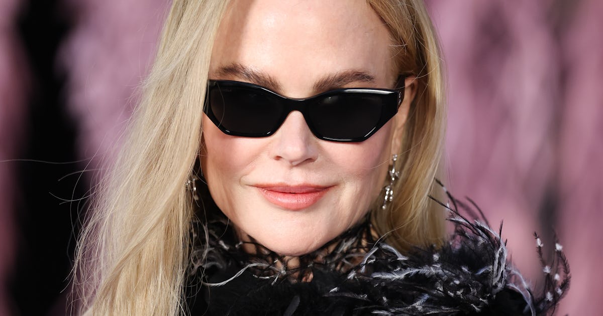 Nicole Kidman's All-Black Late Night Look Was Classic NYC