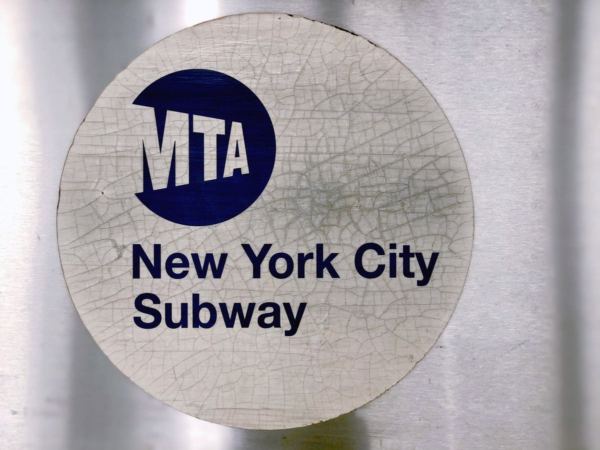 Man Killed By Train, Caused Delays On Multiple Subway Lines