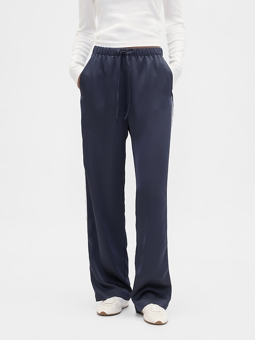 Relaxed Satin Straight-Leg Crop Pants