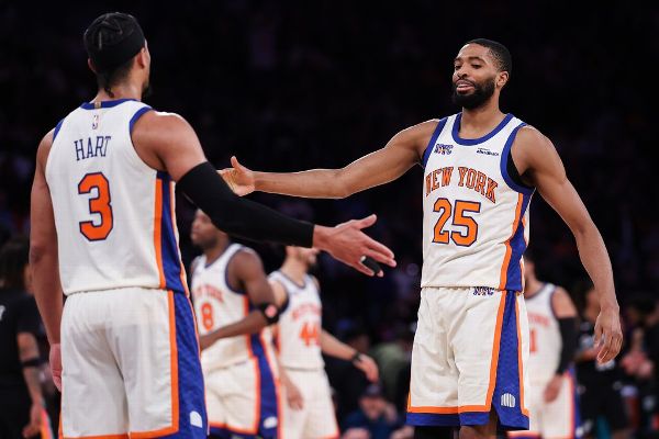 Knicks stifle streaking Spurs with 'high-level' defense