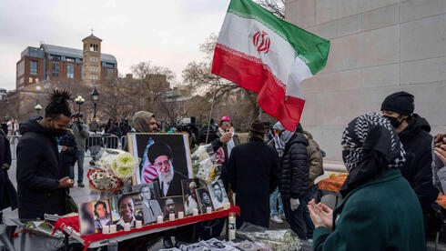 ‘Death to America, death to Israel’ chants at NYC Khamenei vigil before brawl erupts
