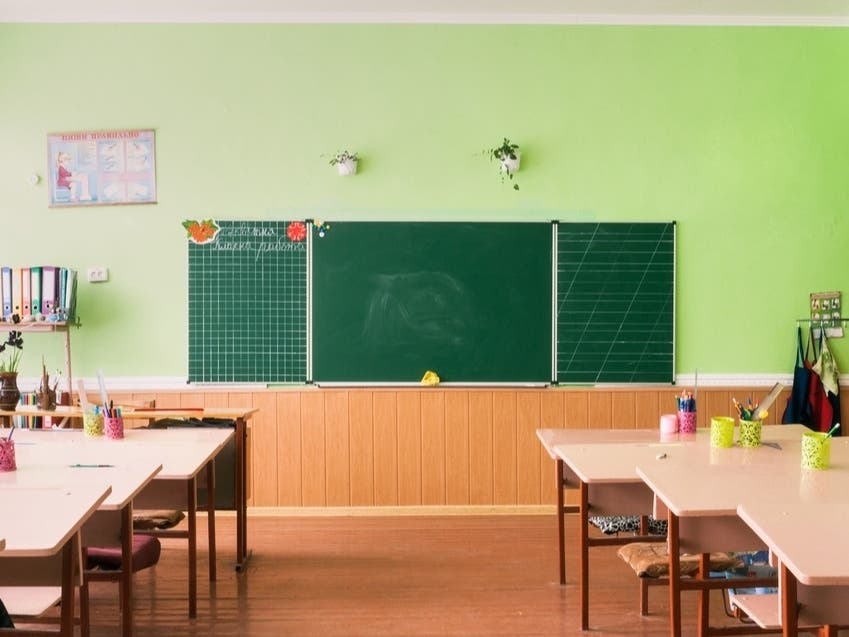 Manhattan Beach School District Gives Layoff Notices To Dozens Of Workers: Report