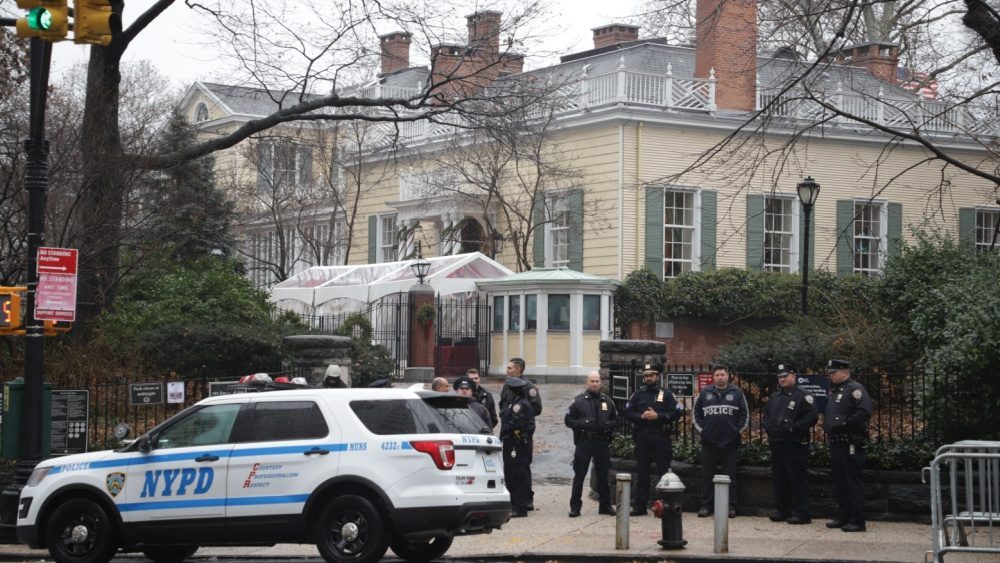Explosive devices found outside NYC Mayor Mamdani's Gracie Mansion residence during protests