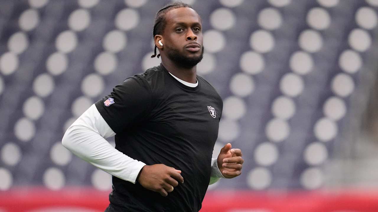 Jets HC Aaron Glenn has 'no doubt' Geno Smith will be New York’s starter: 'He's our guy'