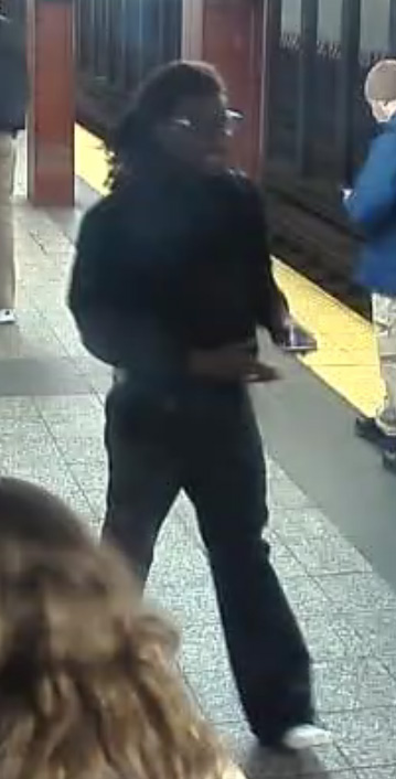 Image of suspect in fatal subway shove, Penn Station.