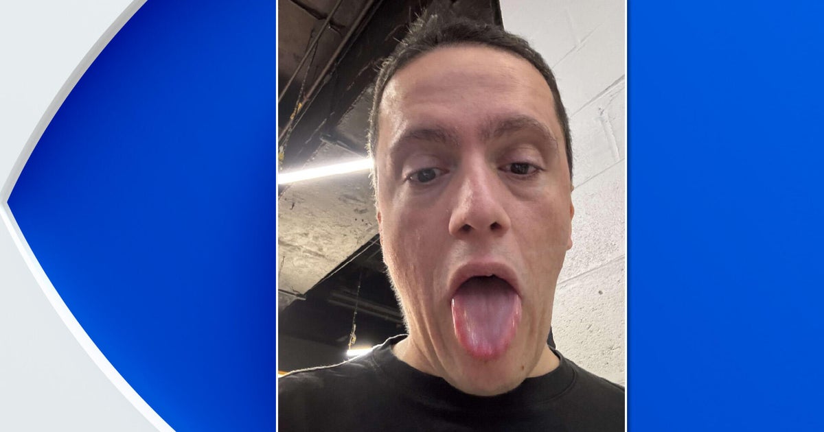 Tourist sues NYC's Los Tacos No. 1 taqueria over spicy salsa, claims it burned his tongue