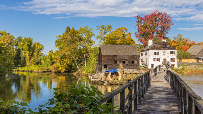 Philipsburg Manor in fall