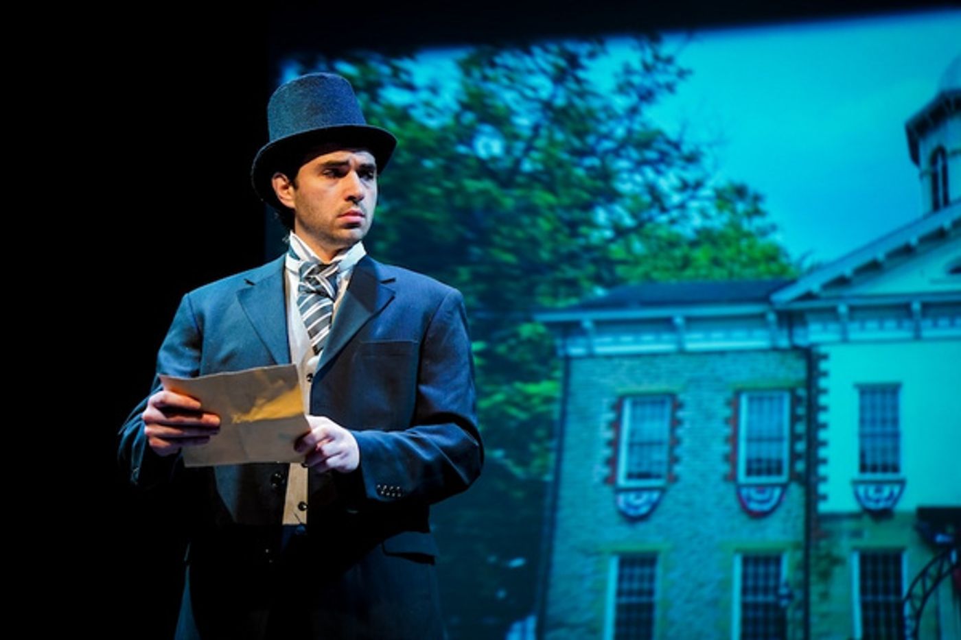 Photos: 1st Look at DUST OF EGYPT, New Play at NYC's Sheen Center  Image