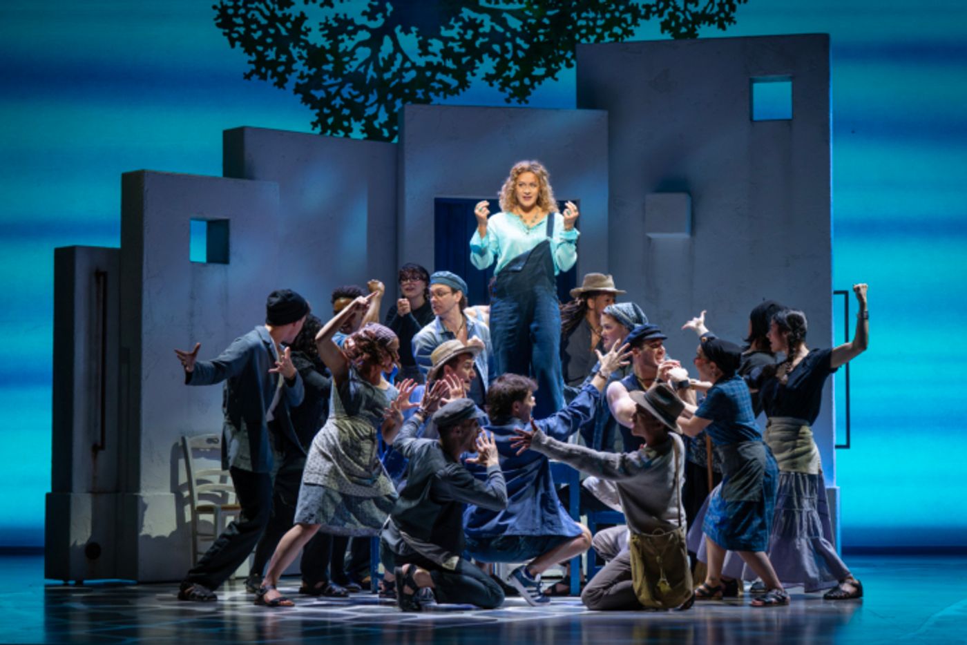 Photos: New Look at MAMMA MIA! 25th Anniversary Tour Photos: New Look at MAMMA MIA! 25th Anniversary Tour Image