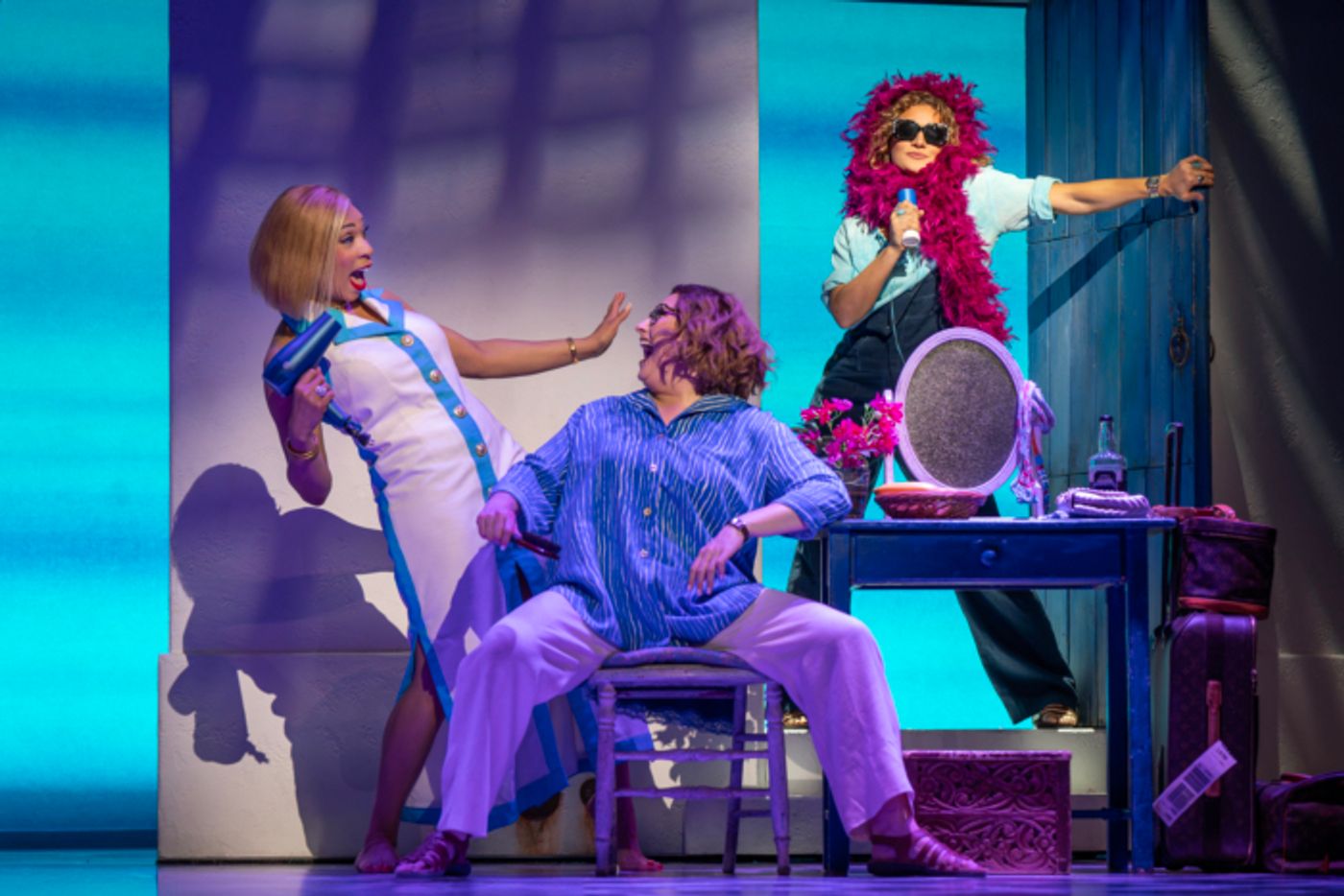 Photos: New Look at MAMMA MIA! 25th Anniversary Tour Photos: New Look at MAMMA MIA! 25th Anniversary Tour Image