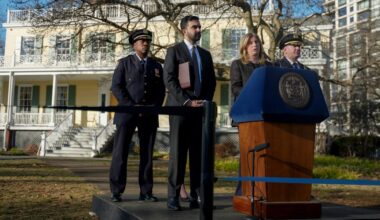 Explosives thrown near New York City mayor's residence investigated as 'ISIS-related terrorism'