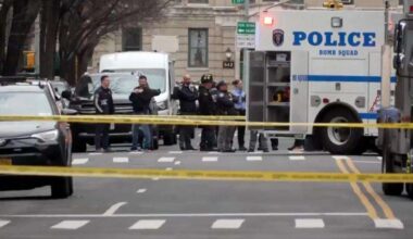 Counterprotester threw improvised explosive at anti-Islam event in NYC, police say – Butler Eagle