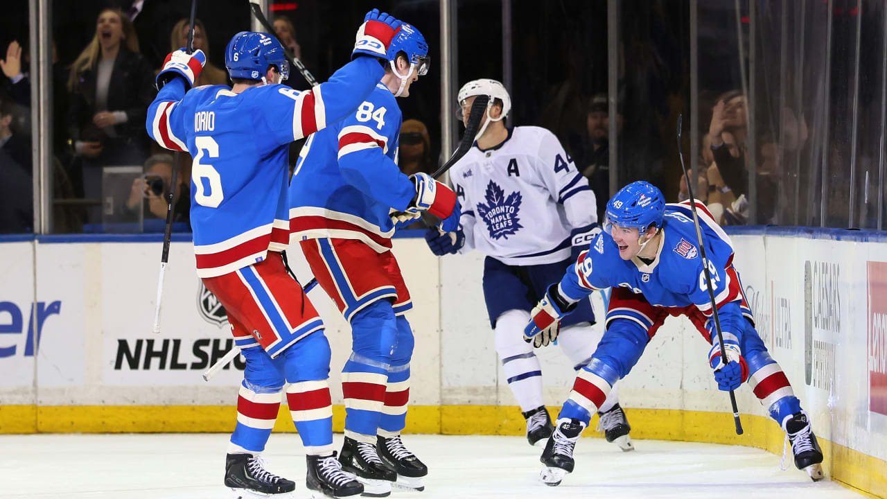 Chmelar scores 1st NHL goal, Rangers pull away from Maple Leafs with 4 in 3rd