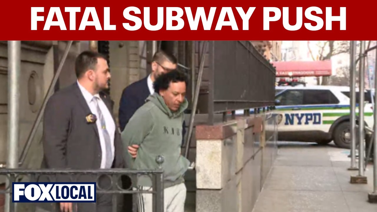Brooklyn man indicted for fatally pushing 83-year-old onto subway tracks